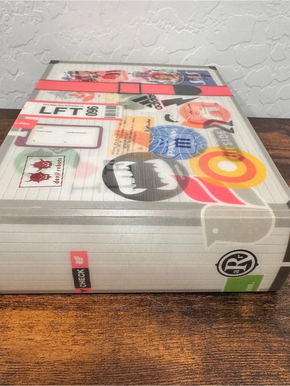 Low Fat Graphics: Shin Sasaki w/DVD Gingko Press